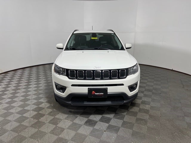 Used 2019 Jeep Compass Latitude with VIN 3C4NJDBB1KT599098 for sale in Northfield, Minnesota